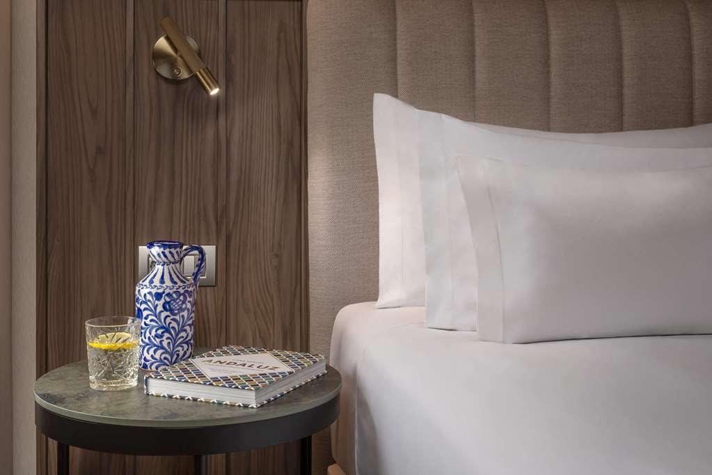 Nh Collection Victoria Hotel Granada Bilik gambar